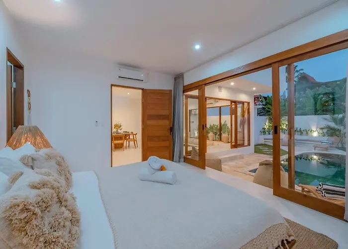 Villa Larri - Modern 3Br - Canggu Beach Casa de Férias *