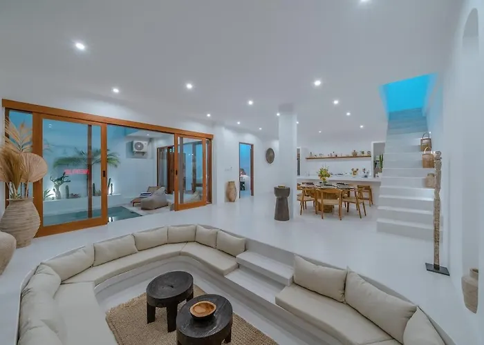 Villa Larri - Modern 3Br - Canggu Beach * Canggu